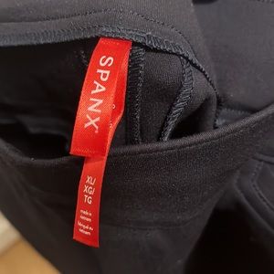 Never worn navy blue spanx leggings/pants